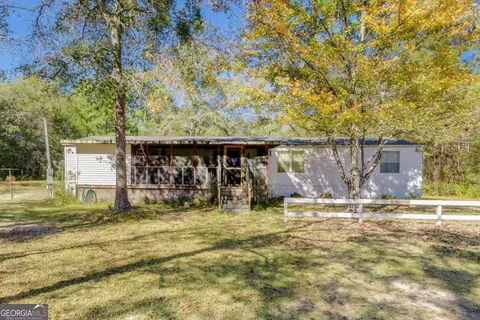 123 Bird Rd, Springfield, GA 31329