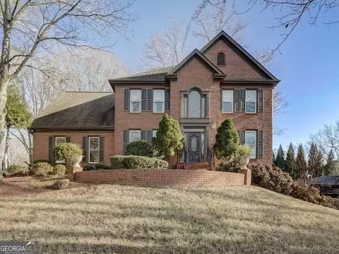 185 Brighton Cir, Alpharetta, GA 30004