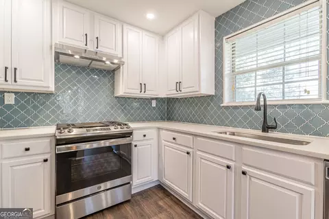 6810 Glenridge Dr #C, Sandy Springs, GA 30328