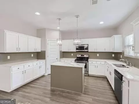 353 Lamont Ln, Hampton, GA 30228 photo 8