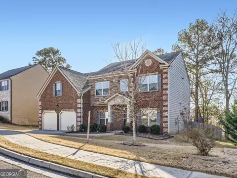 353 Lamont Ln, Hampton, GA 30228