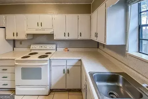 6431 Stone Ter, Morrow, GA 30260 photo 6