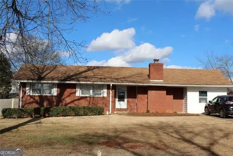 15 Georgia Blvd, Cartersville, GA 30120