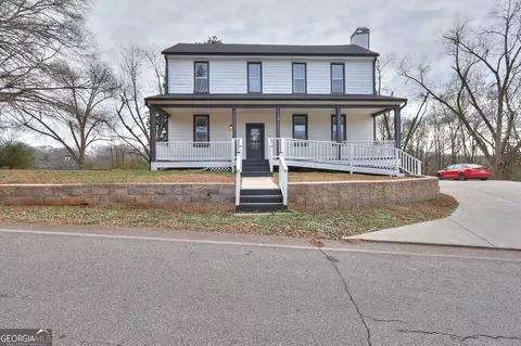 255 Athens St, Carnesville, GA 30521