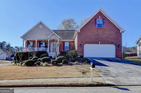 1206 Mistwater Trce, Lawrenceville, GA 30043