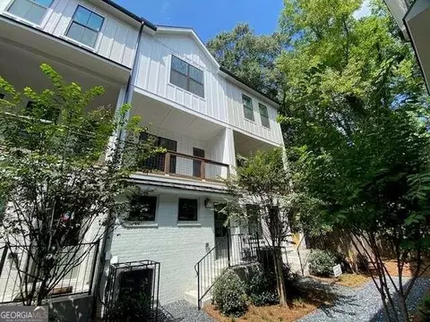 4471 Dandelion Ln #22, Atlanta, GA 30342