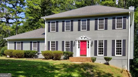 1462 Hartman Dr SW, Lilburn, GA 30047