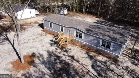 319 River Ridge Cir, Jesup, GA 31545