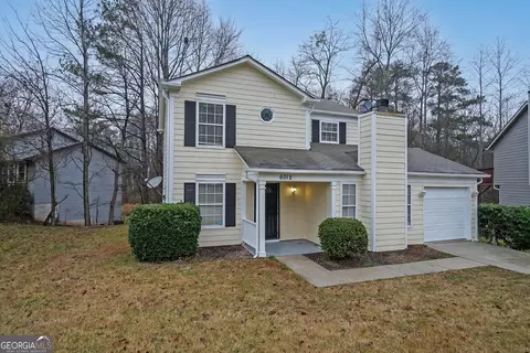 6012 Valley Trails Ct, Lithonia, GA 30058
