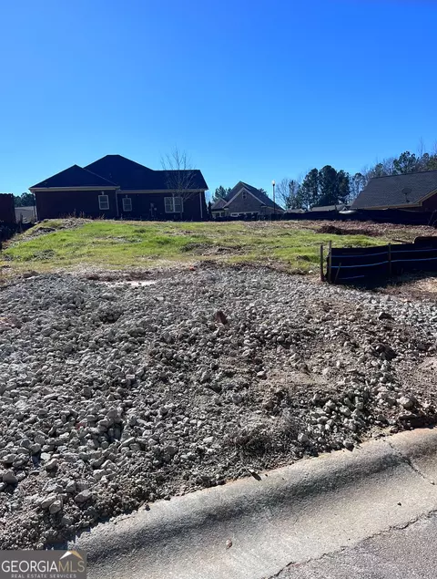 9186 Malcolm Dr, Covington, GA 30014 photo 2