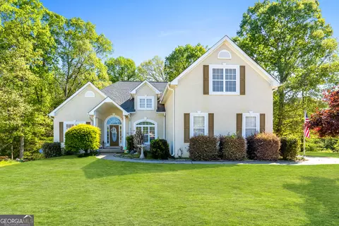 180 Wyckliffe Dr, Locust Grove, GA 30248