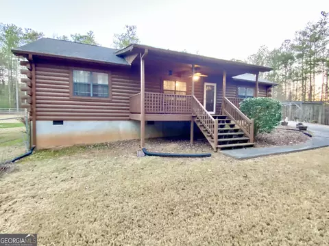 8911 Daer Water Dr, Winston, GA 30187