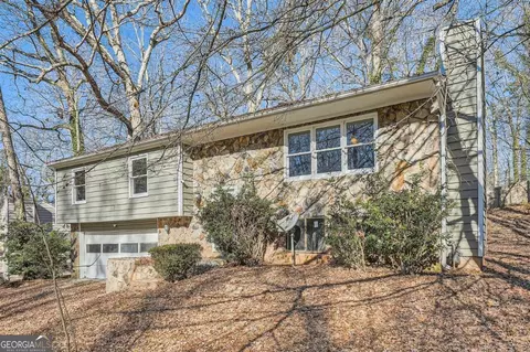 5230 Martins Crossing Rd, Stone Mountain, GA 30088