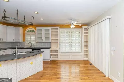 3057 Oaktree Ln, Duluth, GA 30096 photo 6