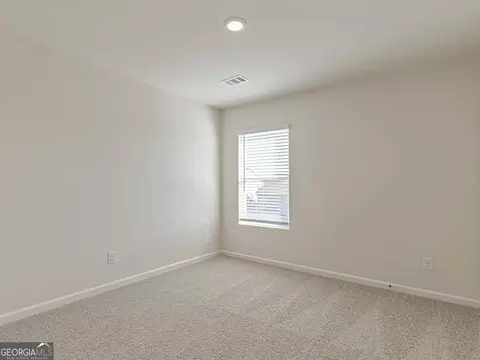 8277 Castleton Dr, Fairburn, GA 30213 photo 12