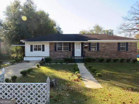 1112 E Powell St, Bainbridge, GA 39817