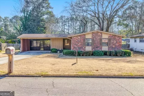 2450 Crockett Dr SE, Marietta, GA 30067