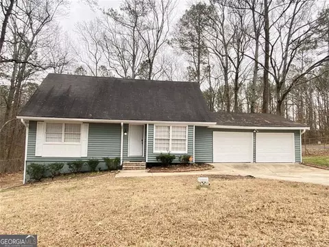 3578 River Hills Dr, Ellenwood, GA 30294