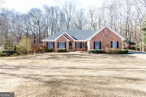 1106 Maple Creek Rdg, Loganville, GA 30052