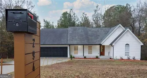 294 Summer Hill Dr, Hoschton, GA 30548