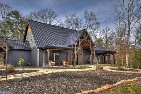 393 W Pierceville Rd, Mccaysville, GA 30555