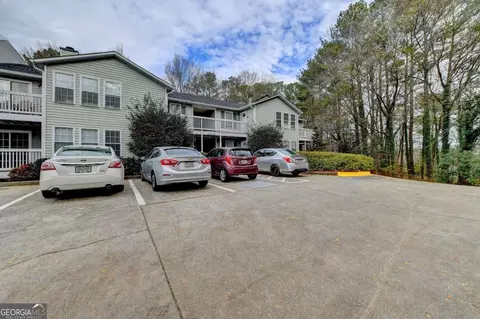 2082 Brian Way, Decatur, GA 30033