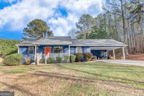 3093 Pine Haven Dr, Gainesville, GA 30506