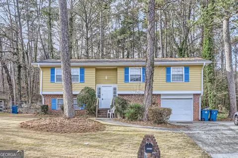 6427 Valley Dale Dr, Riverdale, GA 30274