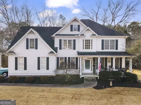 520 Wisteria Dr, Woodstock, GA 30188