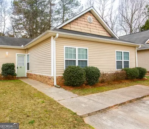 281 Northwinds Blvd #B-2, Carrollton, GA 30117