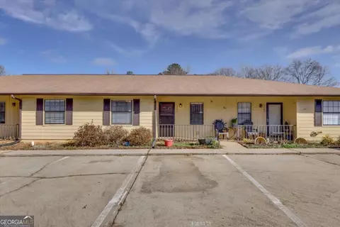1203 New Horizon St, Powder Springs, GA 30127