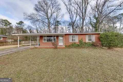 1618 Pine Cir, Austell, GA 30168