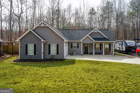 3398 Wolf Dr, Gainesville, GA 30506