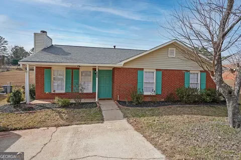 2216 Newbury Rd, Norcross, GA 30071