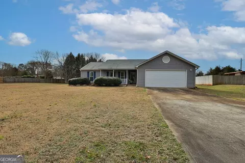 200 Ravenwood Ct, Bethlehem, GA 30620