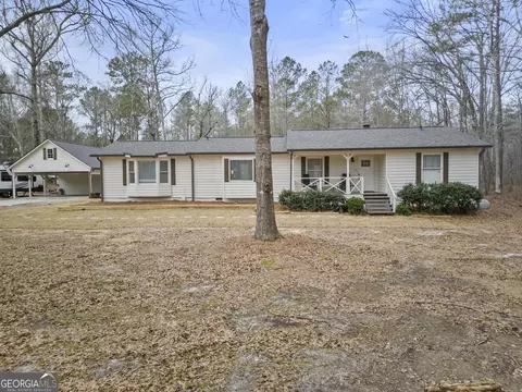 158 Lowell Dr, Sharpsburg, GA 30277