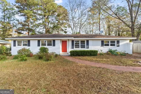 1727 Elmwood Rd, Milledgeville, GA 31061