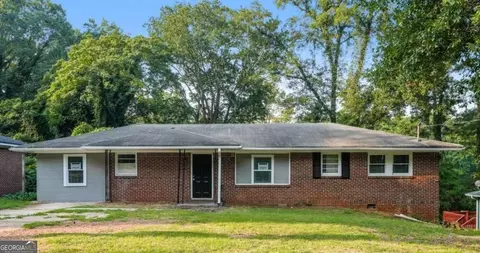 2405 Cranbrooke Dr, Decatur, GA 30032