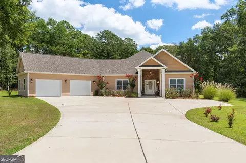125 Bob White Run, Jackson, GA 30233