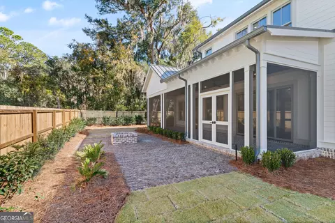 Exterior - 2 Fred Dr, St. Simons, GA 31522 photo 6 of 8