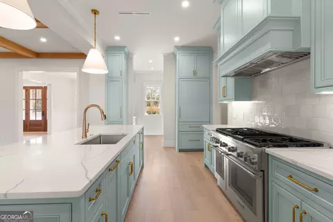 Kitchen - 4 Fred Dr, St. Simons, GA 31522 photo 3 of 4