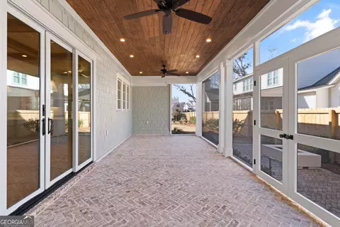 Exterior - 4 Fred Dr, St. Simons, GA 31522 photo 3 of 4