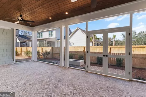 Exterior - 4 Fred Dr, St. Simons, GA 31522 photo 2 of 4