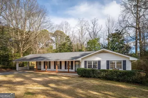3847 Leander Ct, Tucker, GA 30084