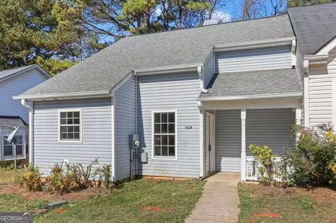5928 Trent Walk Dr, Lithonia, GA 30038