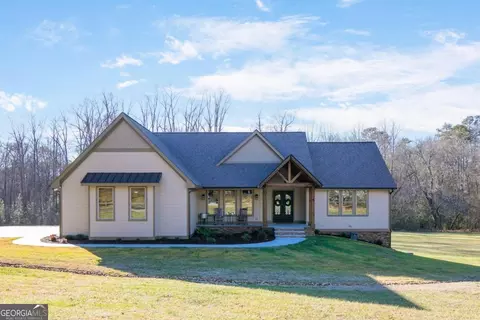 260 Towering Oaks Dr, Cleveland, GA 30528