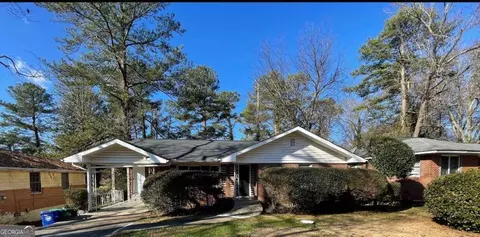 1707 Mckenzie Dr, Decatur, GA 30032