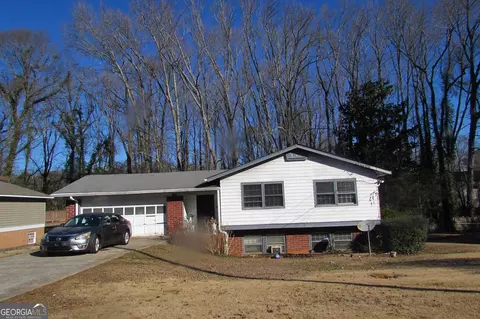 6170 Graceland Cir, Morrow, GA 30260