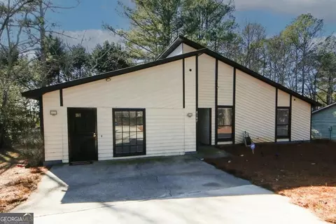 8187 Taylor Rd, Riverdale, GA 30274