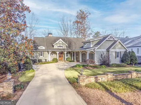1290 Lake Club Dr, Greensboro, GA 30642